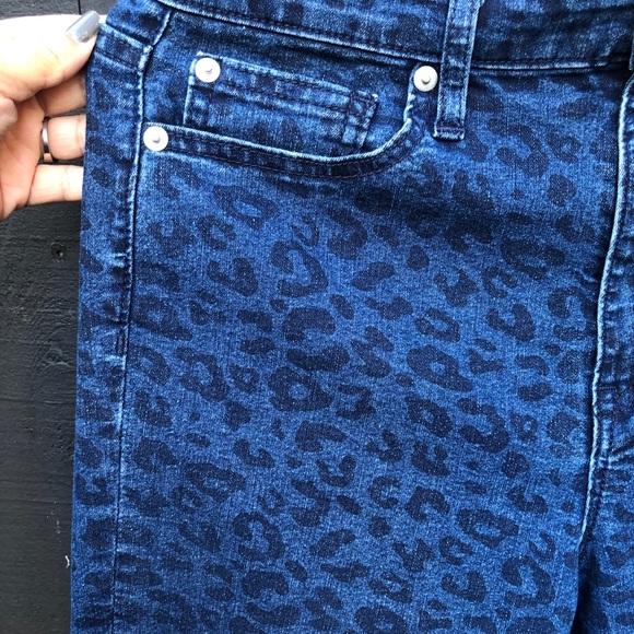 Jeans - Picture 4 of 5